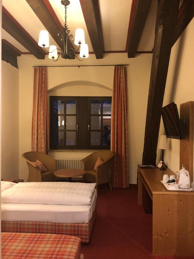 Herzogskelter Restaurant Hotel Güglingen エクステリア 写真