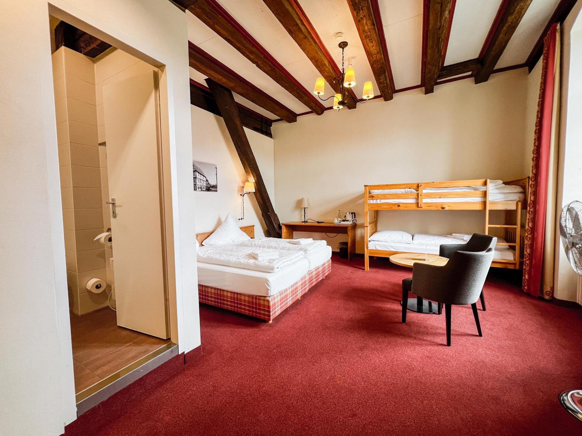 Herzogskelter Restaurant Hotel Güglingen エクステリア 写真