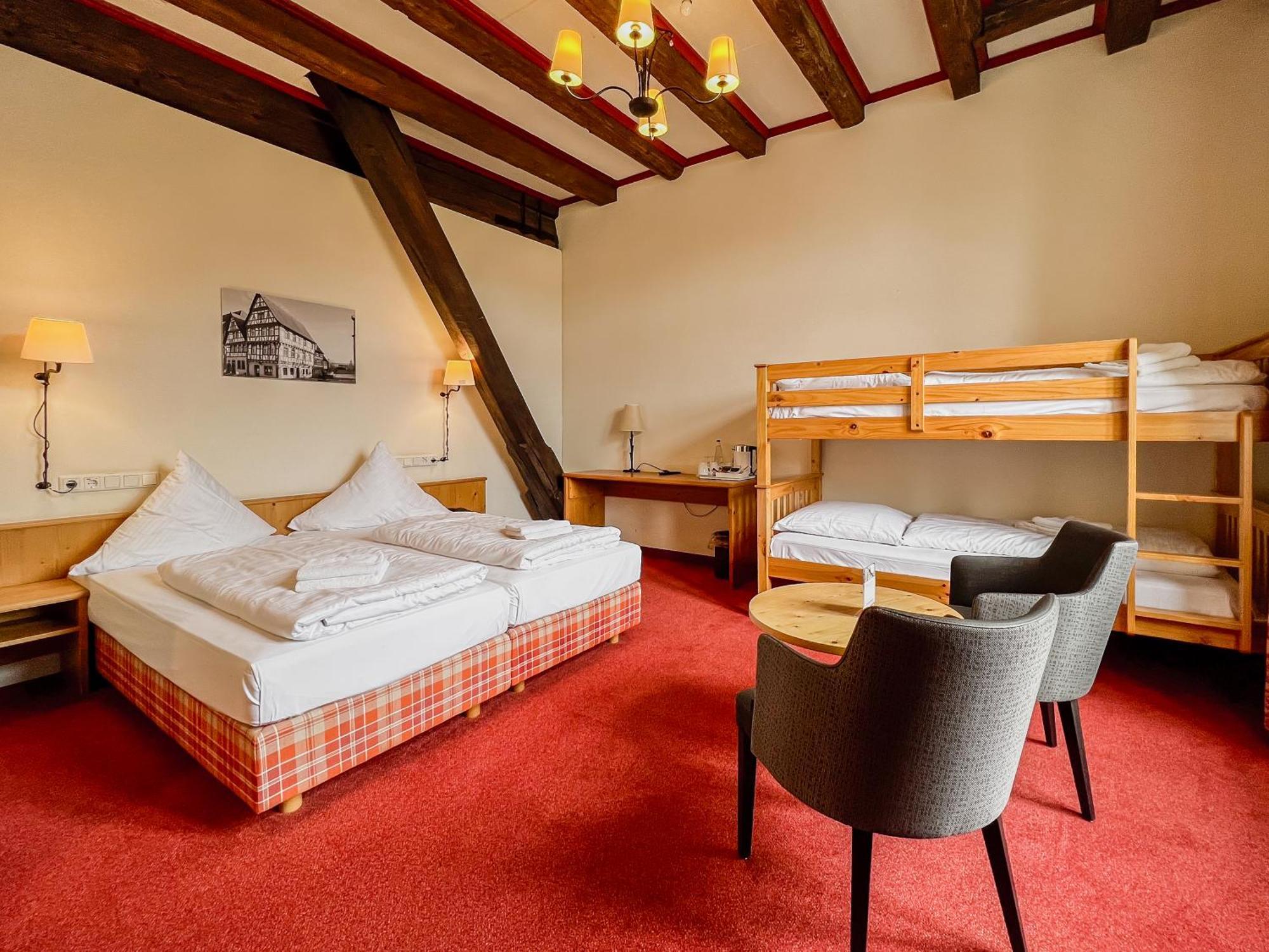 Herzogskelter Restaurant Hotel Güglingen エクステリア 写真